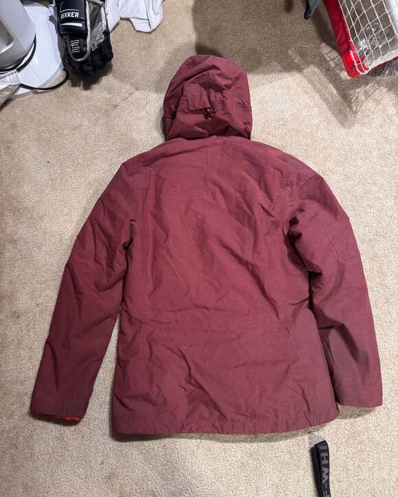 Patagonia Women's Insulated Powder Town Ski Jacket Maroon Medium - Picture 8 of 8